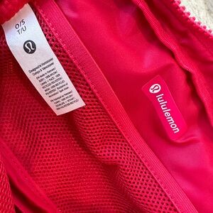 Lululemon Everywhere Belt Bag 1L Cherry Mist NWT